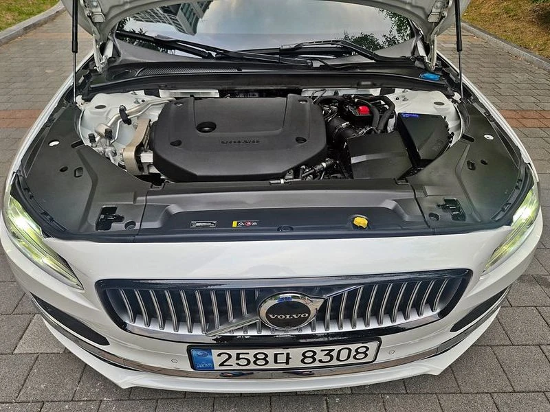 Volvo S90 2.0 Automatic КРАЙНА ЦЕНА: 30083 EUR, снимка 8 - Автомобили и джипове - 55966925