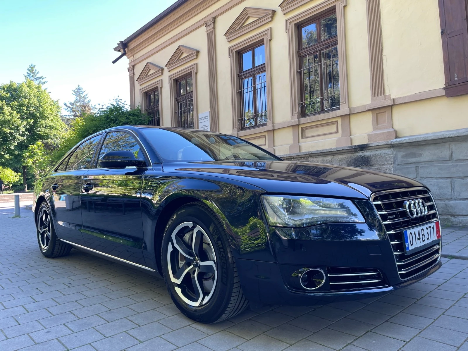 Audi A8 4.2FSI#V8#371KC#4X4#KATO HOB! - изображение 4