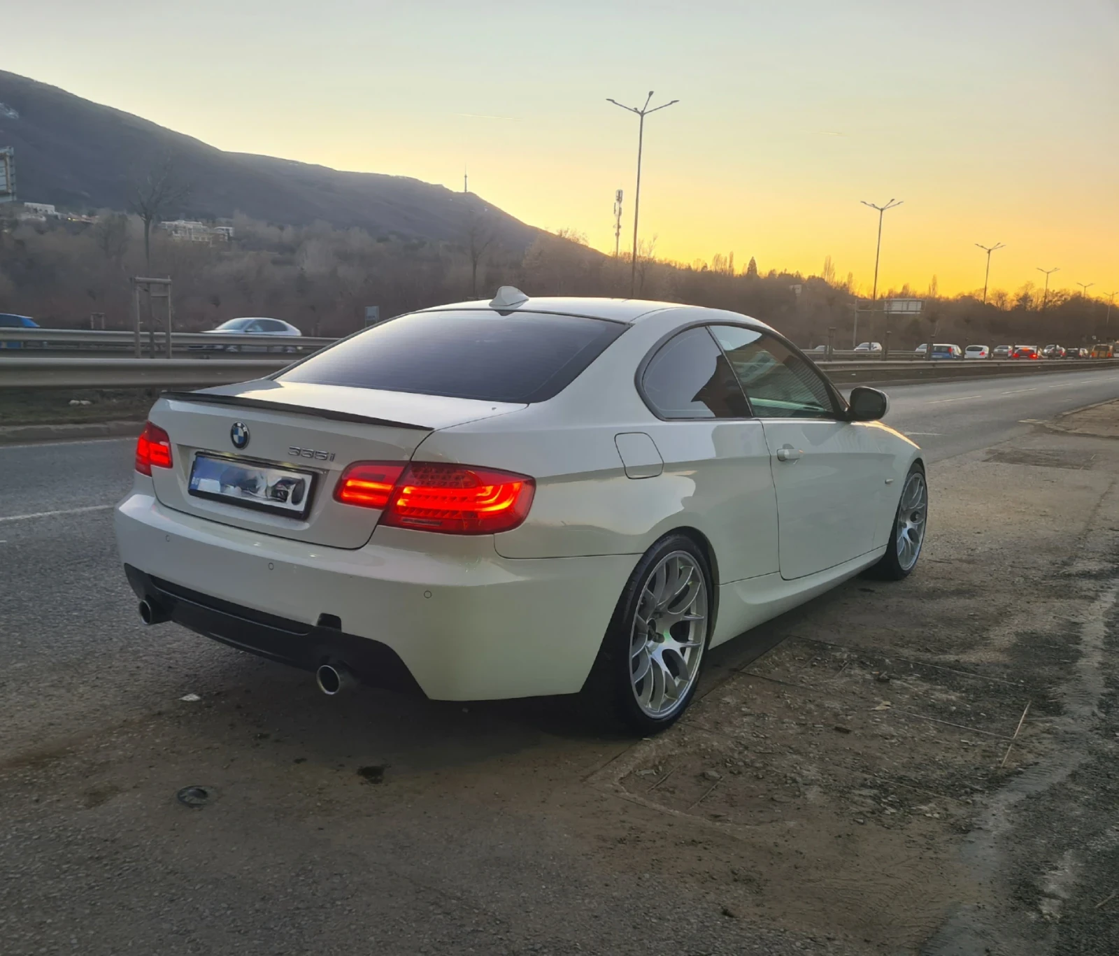 BMW 335 BMW E92 335i  - изображение 4