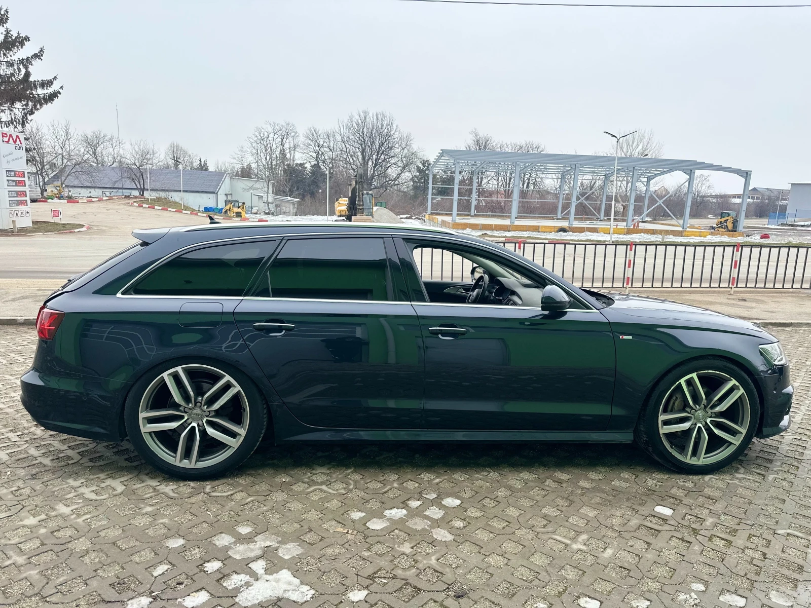 Audi A6 3.0TDI S Line CRT ВАКУМ 360 МАСАЖИ - изображение 6