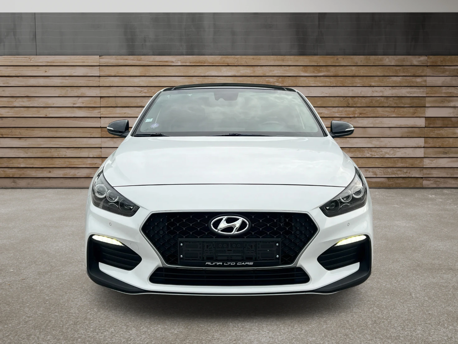 Hyundai I30 Fastback N-Line 1.4T Панорама Keyless Камера FLED - изображение 2
