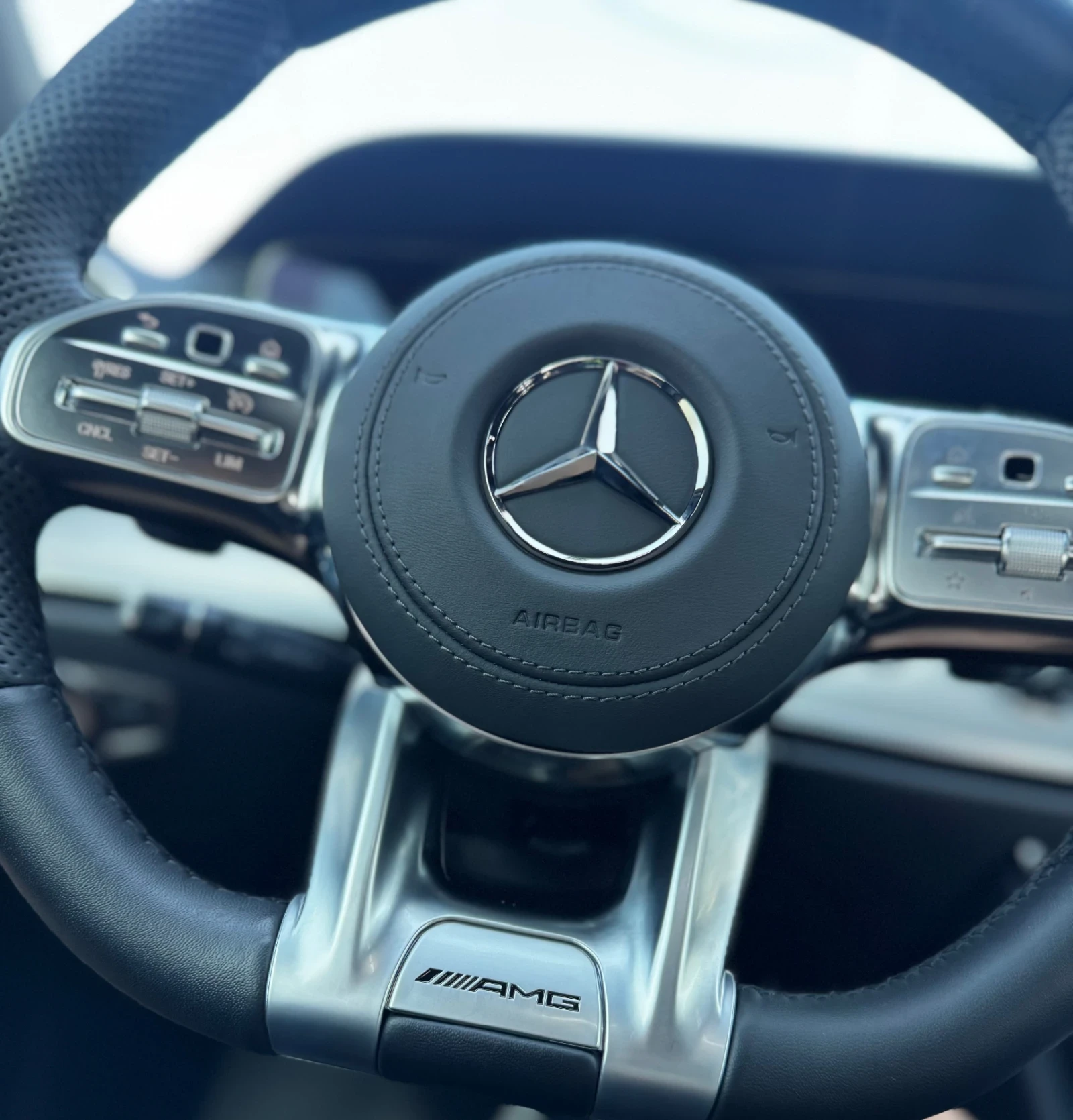 Mercedes-Benz E 220  - изображение 10