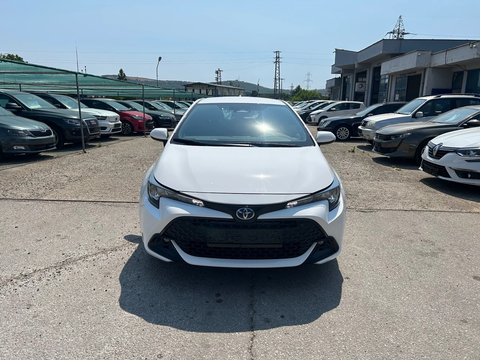 Toyota Corolla HYBRID - изображение 2