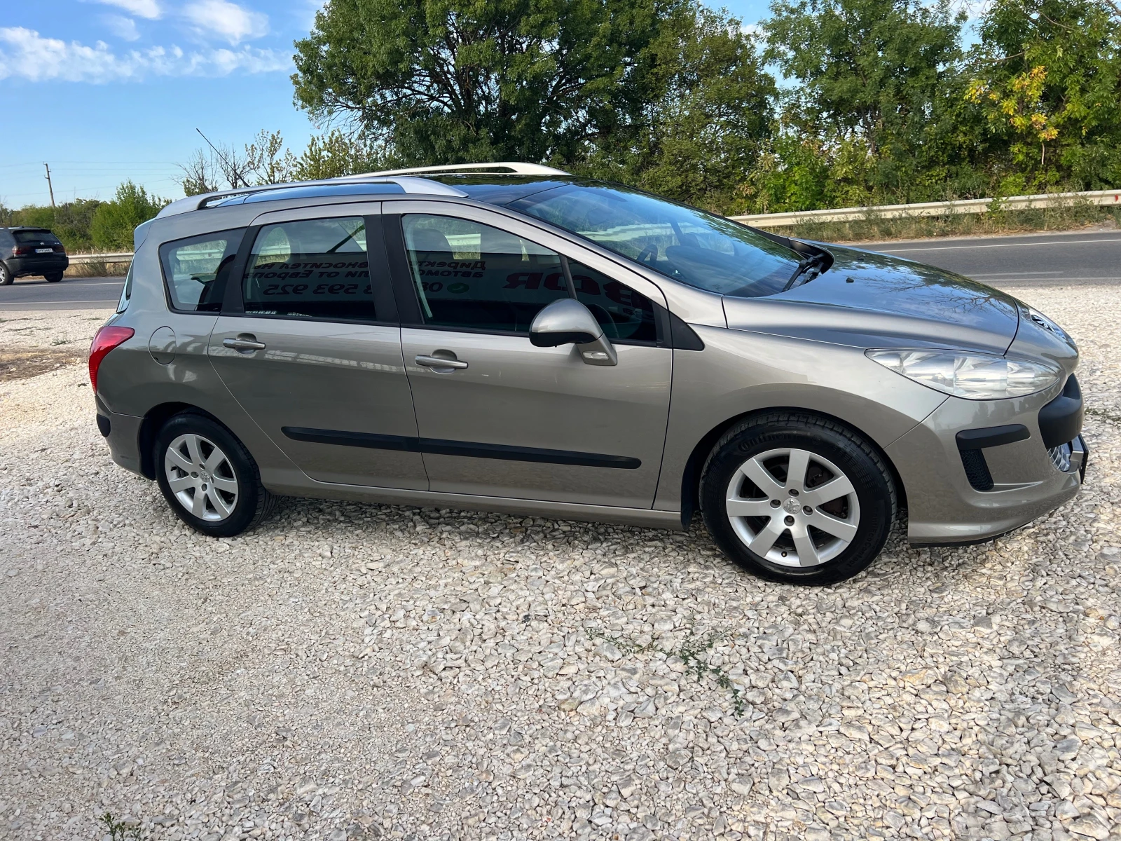 Peugeot 308 SW-1.6HDi/109p.s. - изображение 8