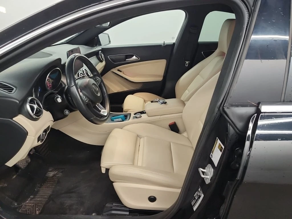 Mercedes-Benz CLA * CLA250 4M * CARFAX * БЕЗ ПЪРВОНАЧАЛНА ВНОСКА - изображение 5