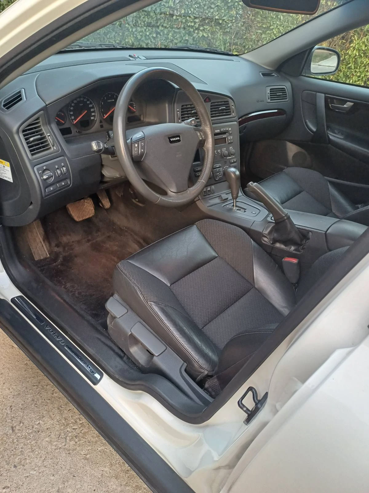 Volvo S60 2.4T | Mobile.bg — изображение 12