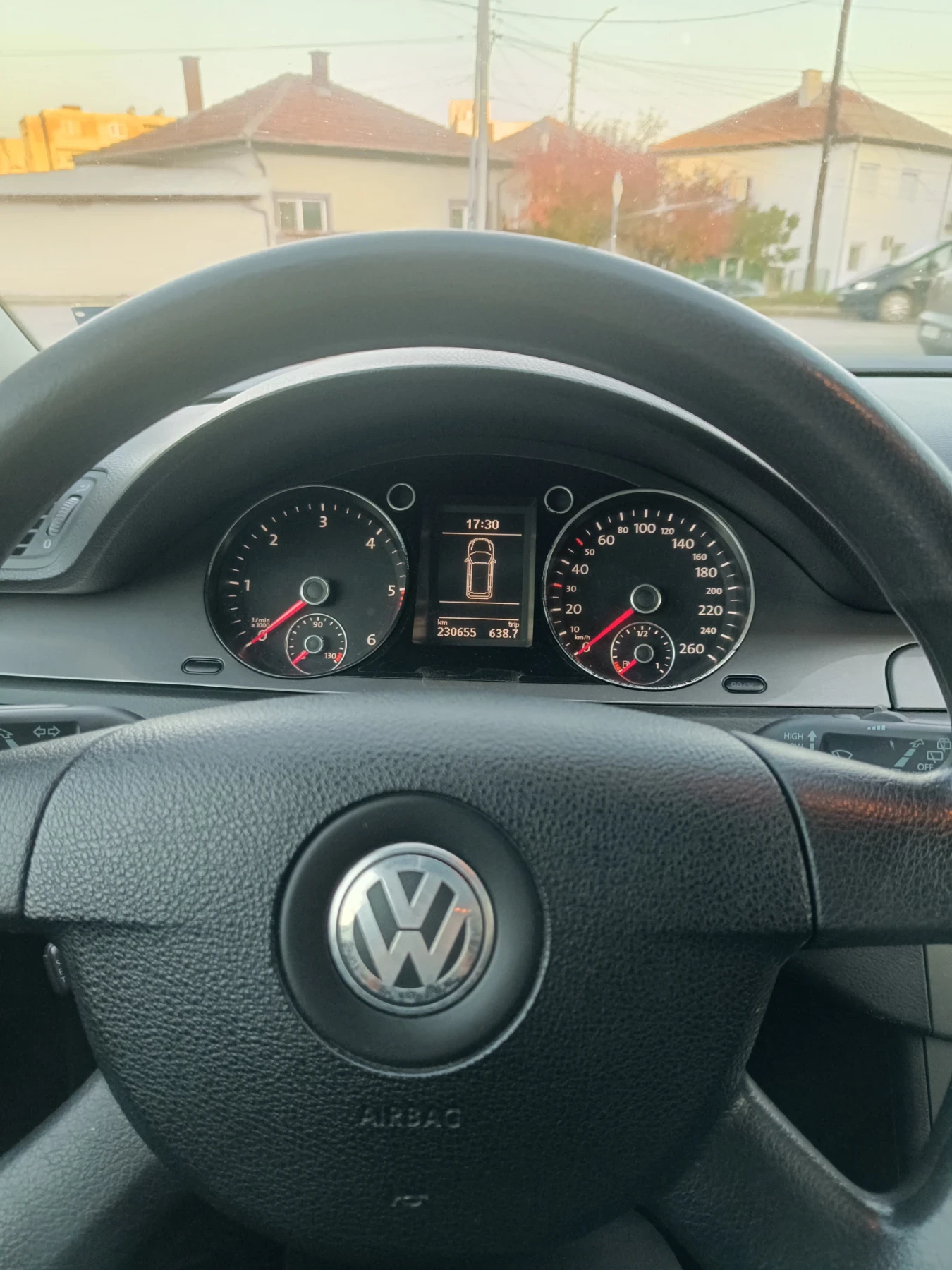 VW Passat 2.0TDI - изображение 7