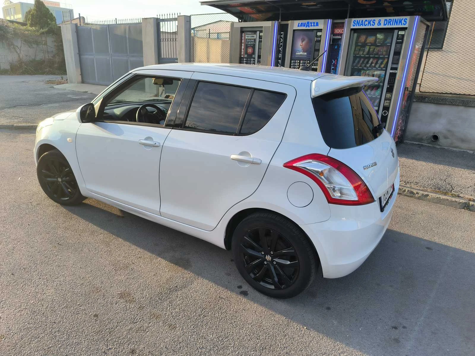 Suzuki Swift 1.3i-Gpl-Navi-Euro-6B - изображение 3