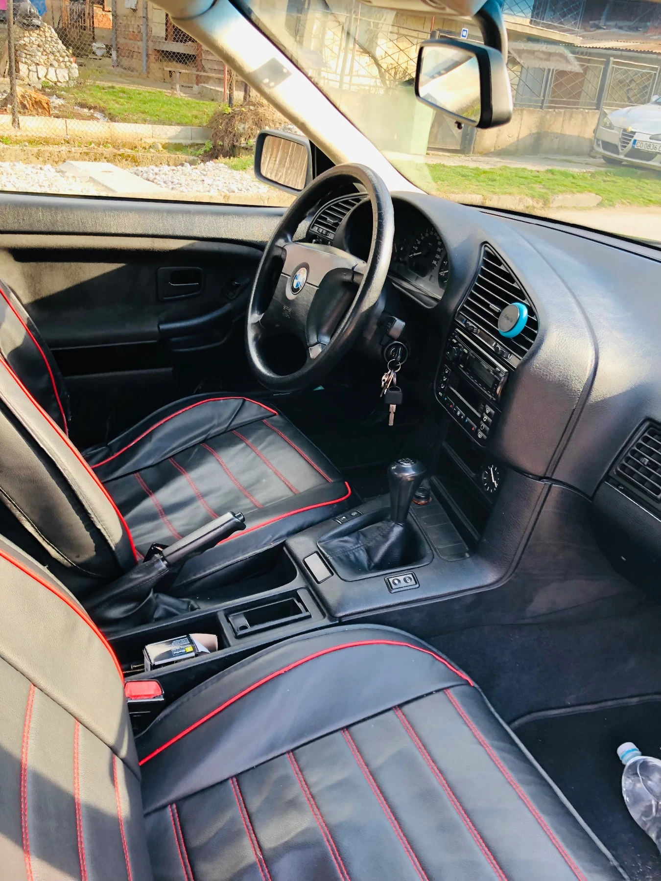 BMW 318  - изображение 6