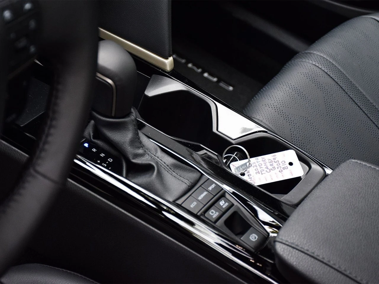 Toyota Camry Hybrid XSE AWD � ����������� & ���� ������ | Mobile.bg � ����������� 15