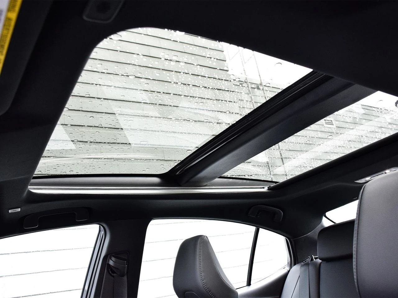 Toyota Camry Hybrid XSE AWD � ����������� & ���� ������ | Mobile.bg � ����������� 14