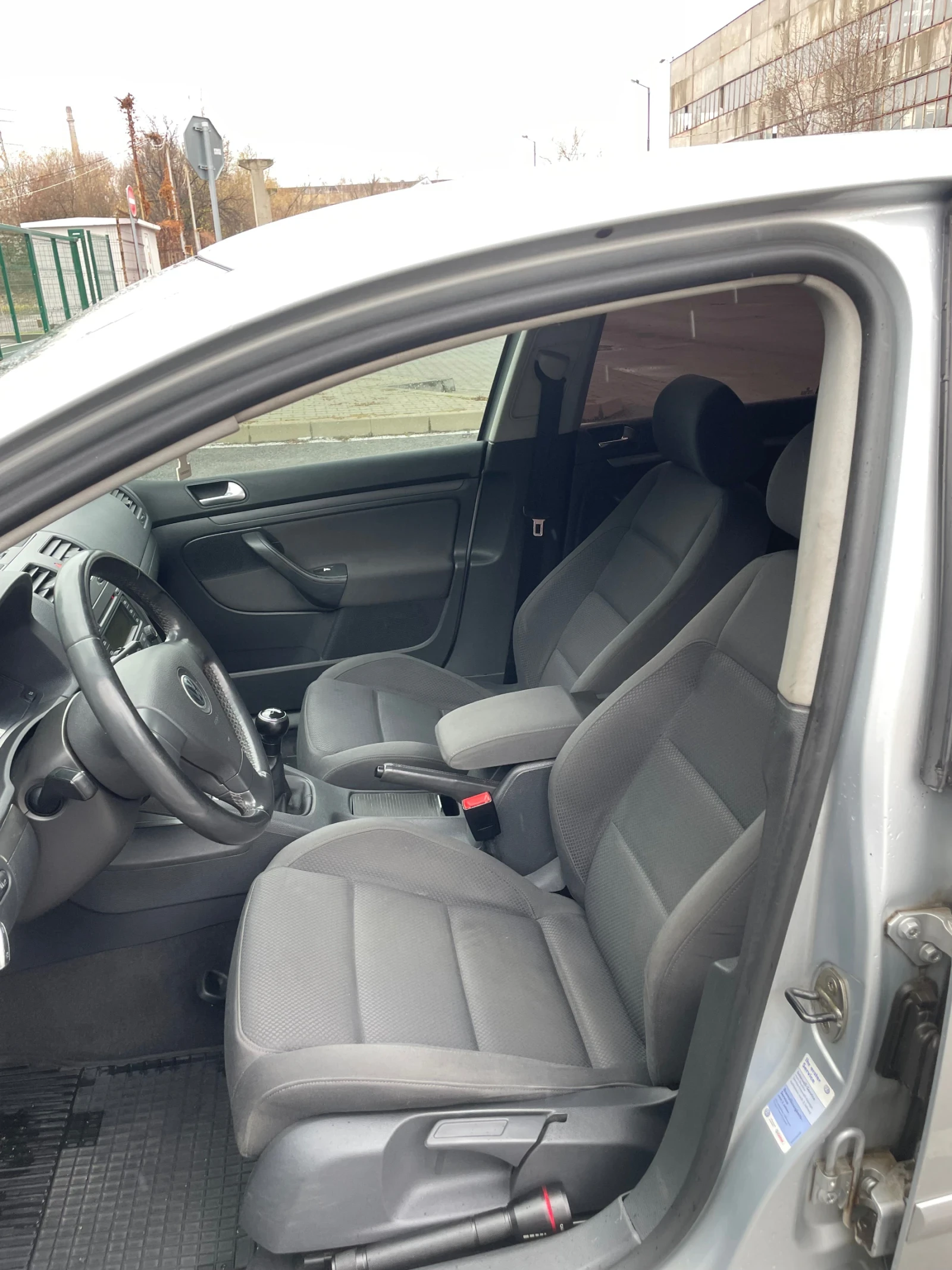 VW Golf 2.0 TDI Ксенон - изображение 10