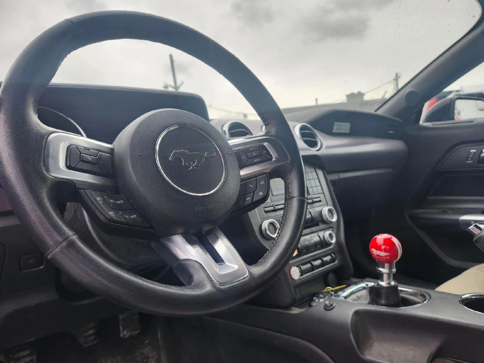 Ford Mustang * KEYLESS* 2.3* ECOBOOST* КАМЕРА* РЪЧКА* , снимка 5 - Автомобили и джипове - 53829569