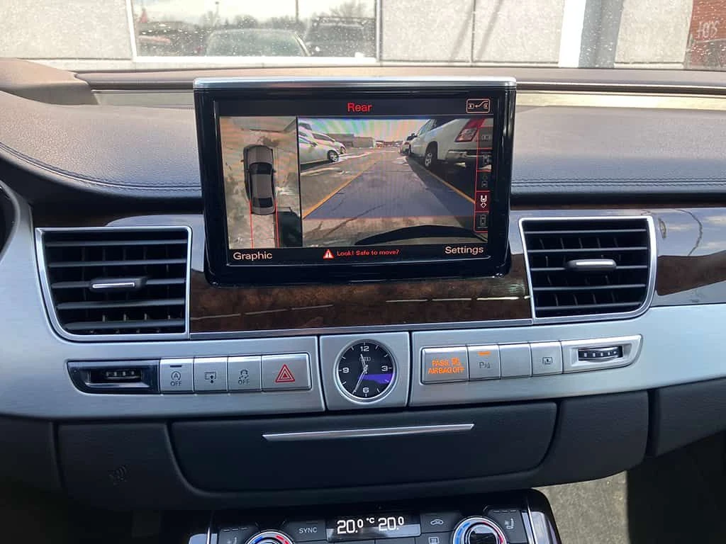 Audi A8  3.0L TDI /HEAD UP / BOSE / 360 / MATRIX/ОБДУХВАНЕ, снимка 9 - Автомобили и джипове - 53924255