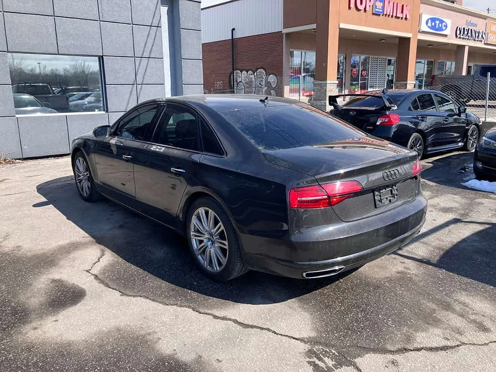 Audi A8  3.0L TDI /HEAD UP / BOSE / 360 / MATRIX/ОБДУХВАНЕ, снимка 2 - Автомобили и джипове - 53924255