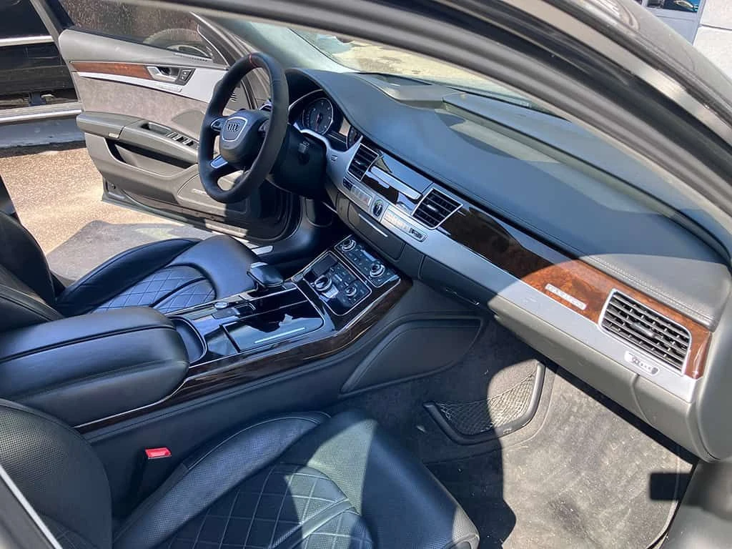 Audi A8  3.0L TDI /HEAD UP / BOSE / 360 / MATRIX/ОБДУХВАНЕ, снимка 13 - Автомобили и джипове - 53924255