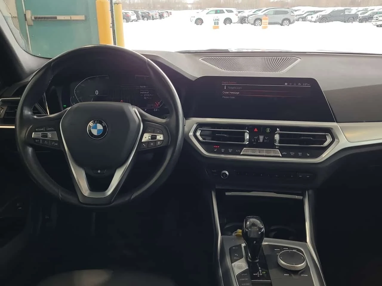 BMW 330 * 330I XDRIVE * CARFAX * 2 КЛЮЧА * ПАНОРАМА * , снимка 11 - Автомобили и джипове - 53933032