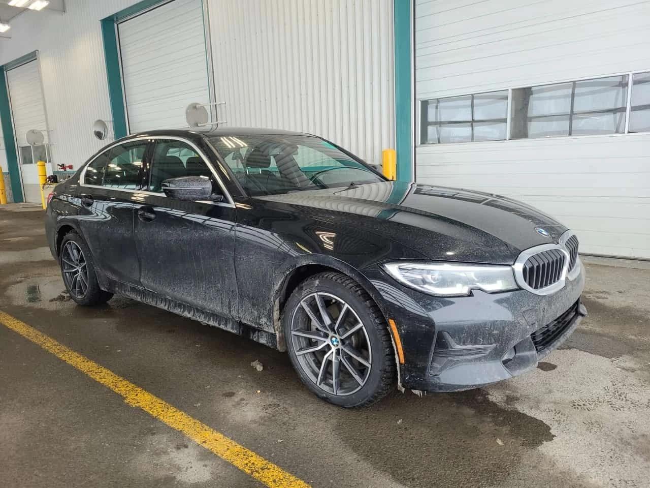 BMW 330 * 330I XDRIVE * CARFAX * 2 КЛЮЧА * ПАНОРАМА * , снимка 2 - Автомобили и джипове - 53933032