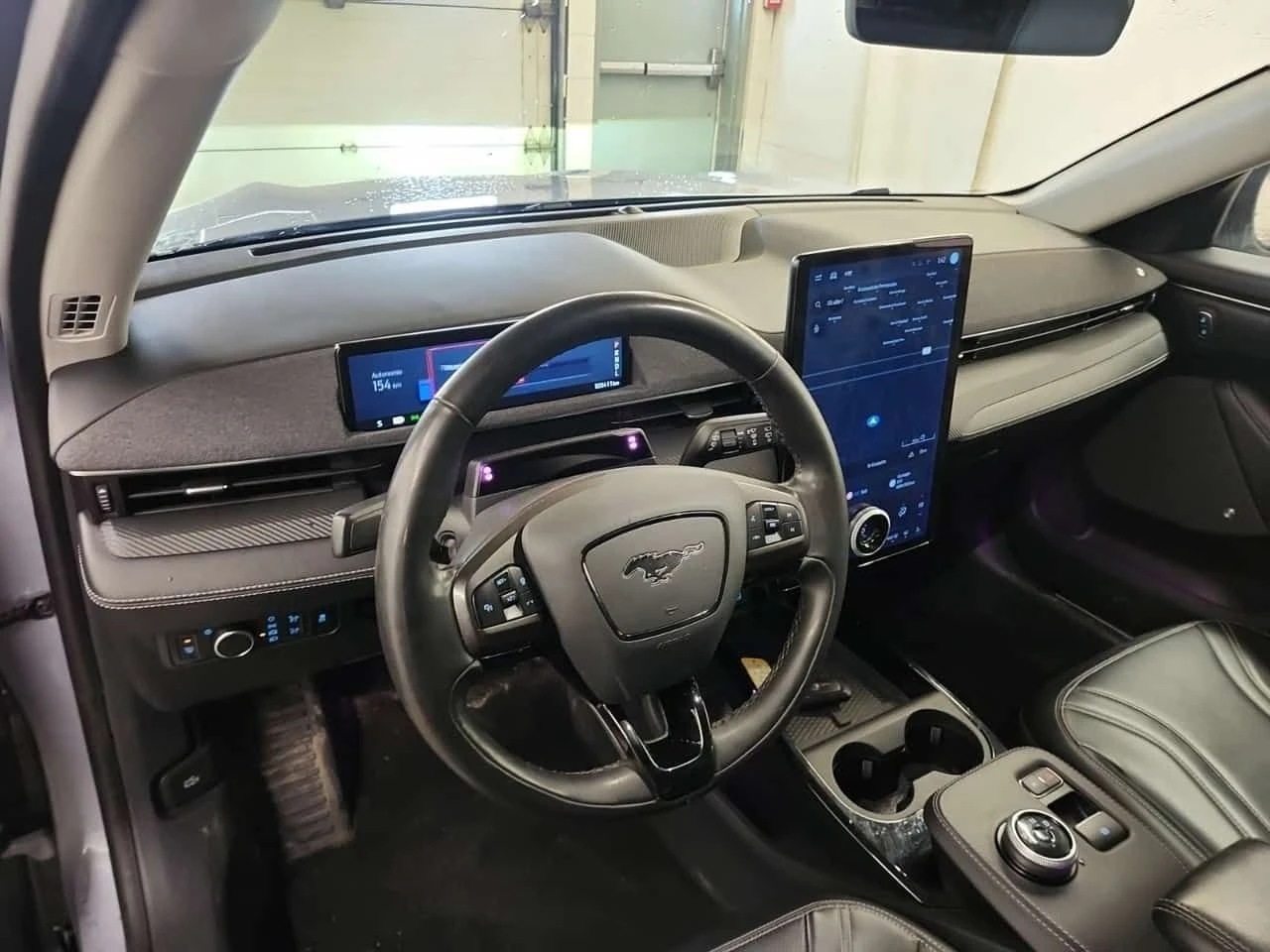 Ford Mustang Mach-E * PREMIUM * CARFAX * ЦЕНА ДО БГ, снимка 9 - Автомобили и джипове - 54080839