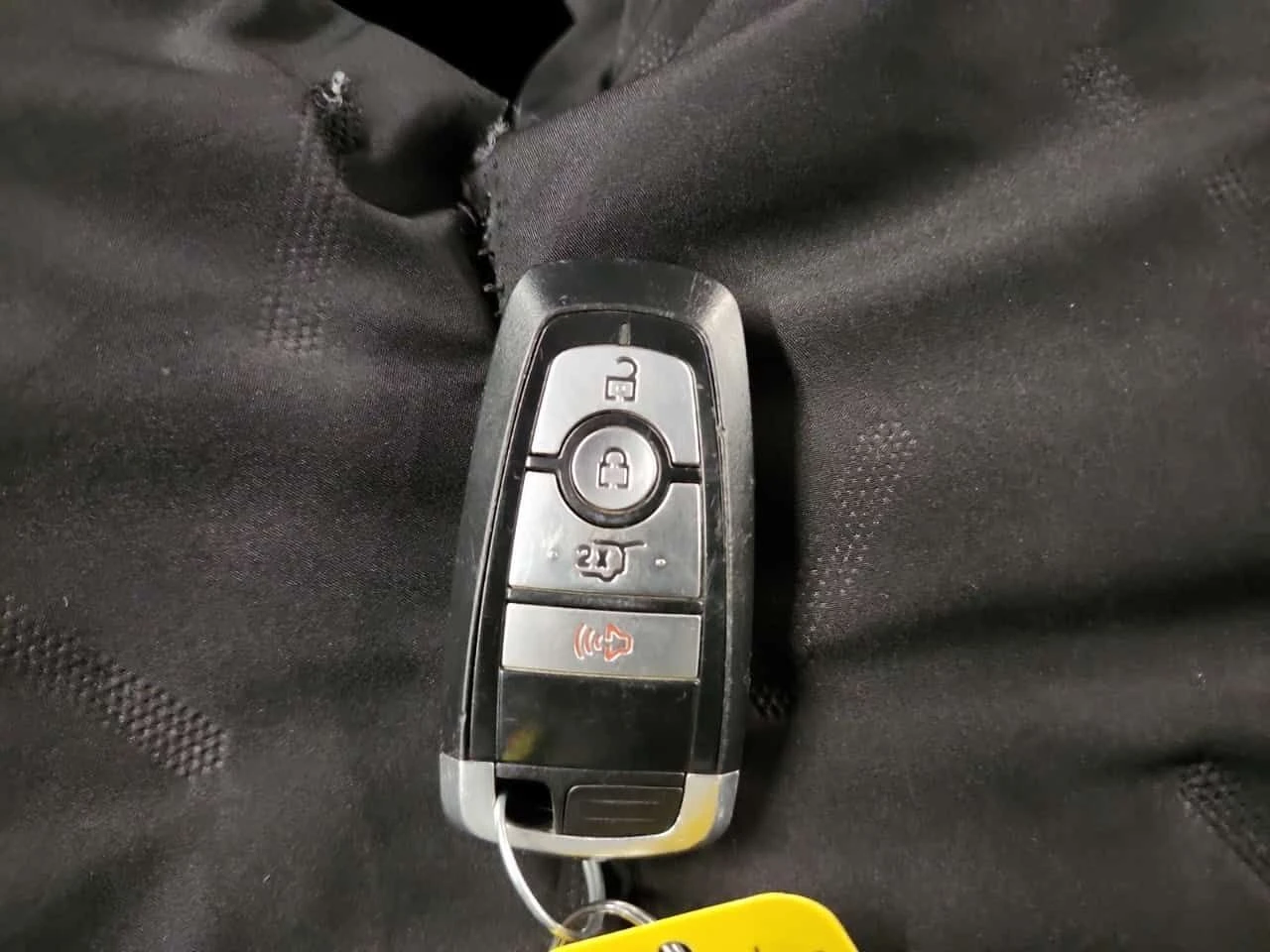 Ford Mustang Mach-E * PREMIUM * CARFAX * ЦЕНА ДО БГ, снимка 12 - Автомобили и джипове - 54080839