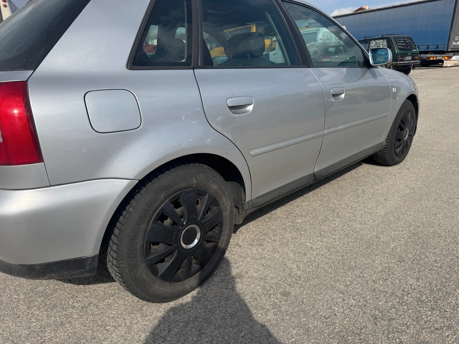 Audi A3 1.6i Automat , снимка 5 - Автомобили и джипове - 54157948