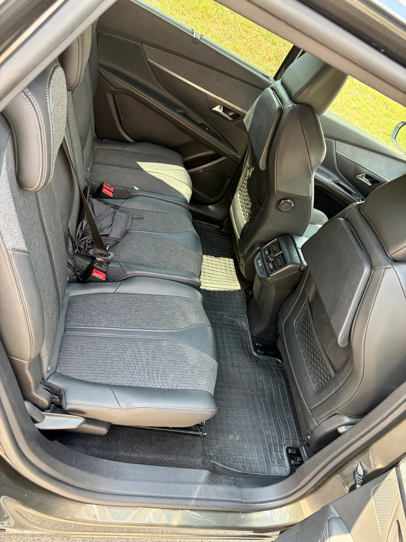 Peugeot 5008, снимка 11 - Автомобили и джипове - 55479485