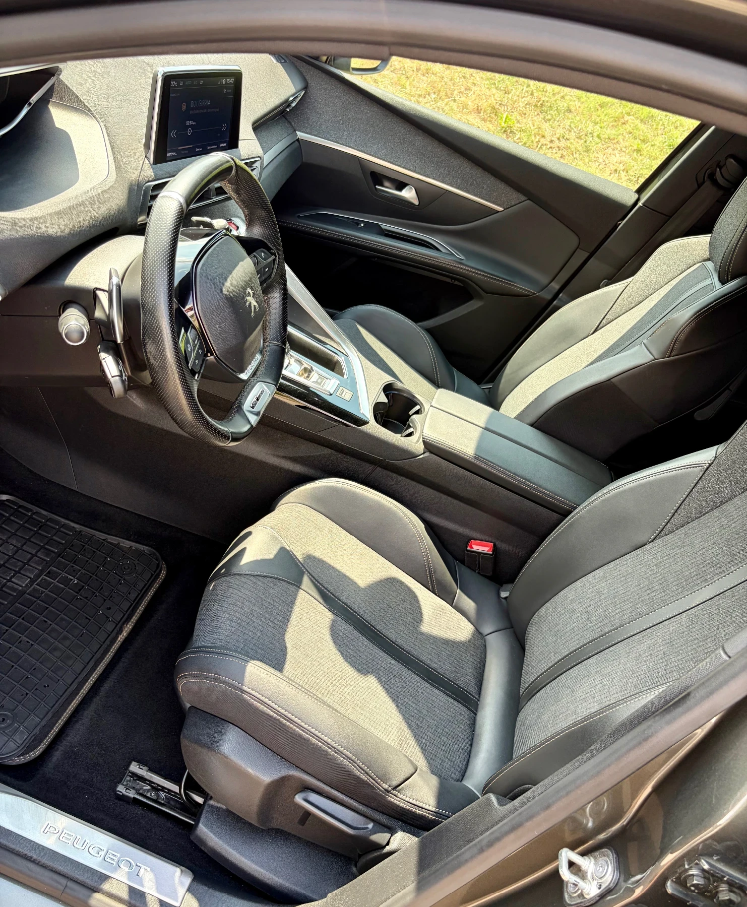 Peugeot 5008, снимка 10 - Автомобили и джипове - 55479485