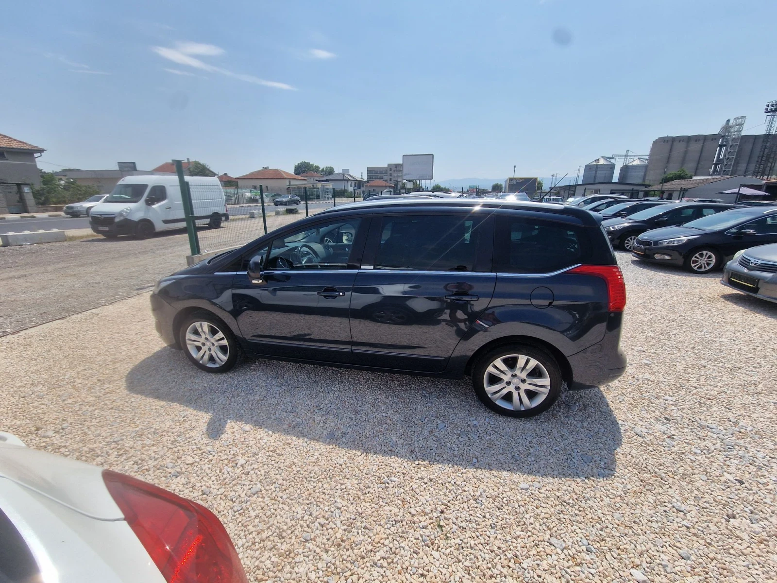 Peugeot 5008 1.6-EDITION-FULL-200- BROIA-PROIZVEDENI, снимка 8 - Автомобили и джипове - 55656667