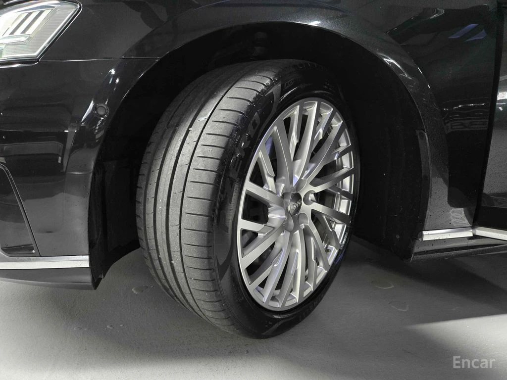 Audi A8 L 55TFSI* BANG&OLUFSEN* 360* DISTRONIC* ХЕДЪП* TV*, снимка 5 - Автомобили и джипове - 55684860