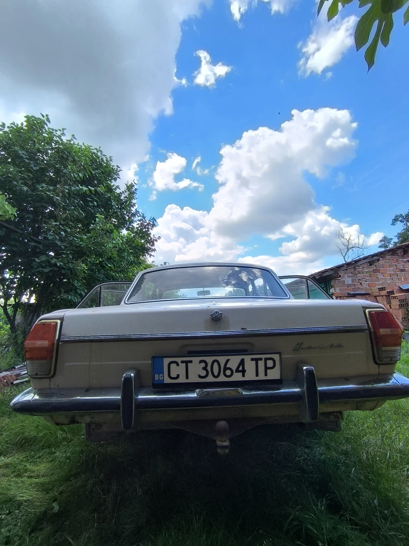 Volga 24 Лимузина, снимка 8 - Автомобили и джипове - 55993930