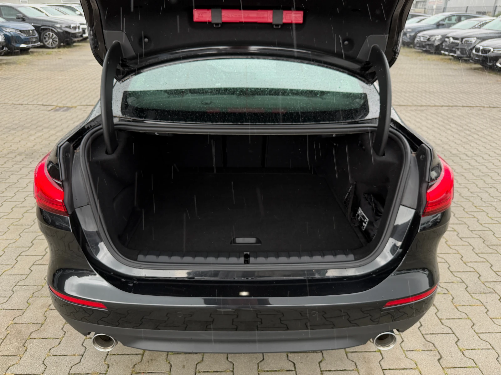 BMW 220 d Gran Coupe, снимка 17 - Автомобили и джипове - 56365196