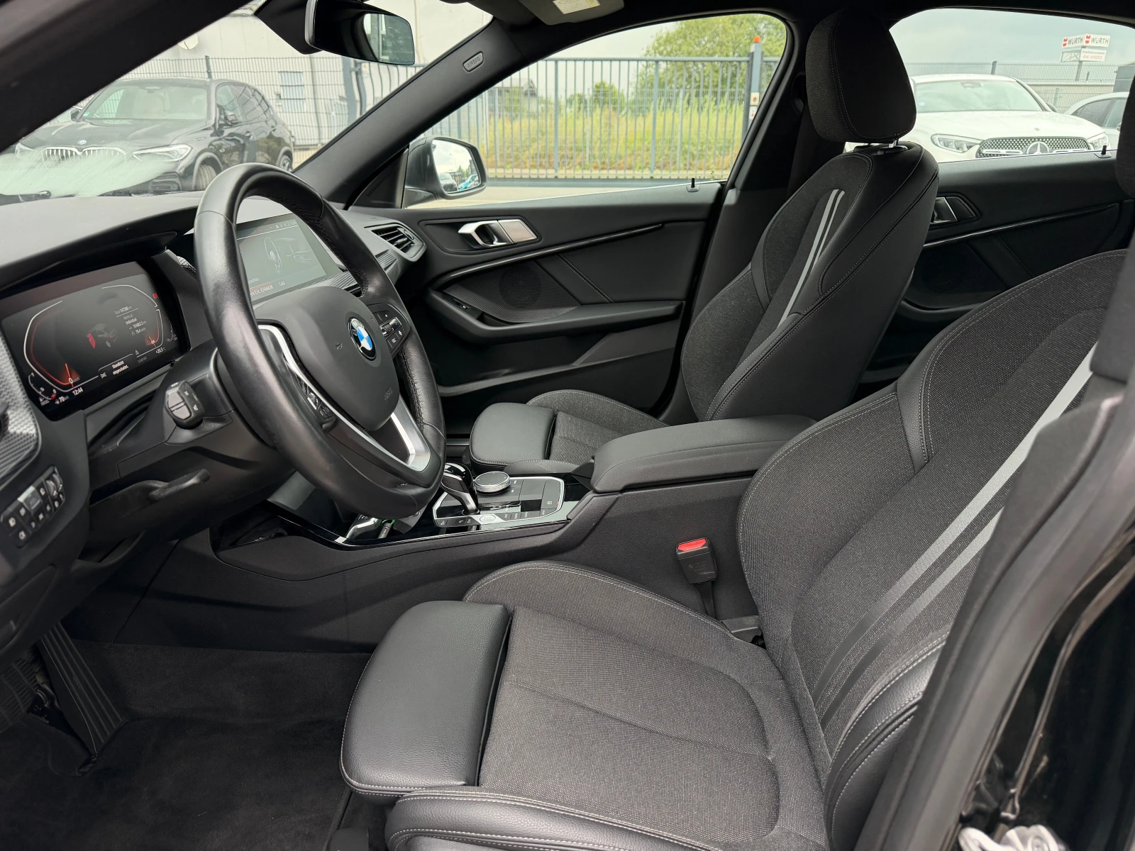 BMW 220 d Gran Coupe, снимка 7 - Автомобили и джипове - 56365196