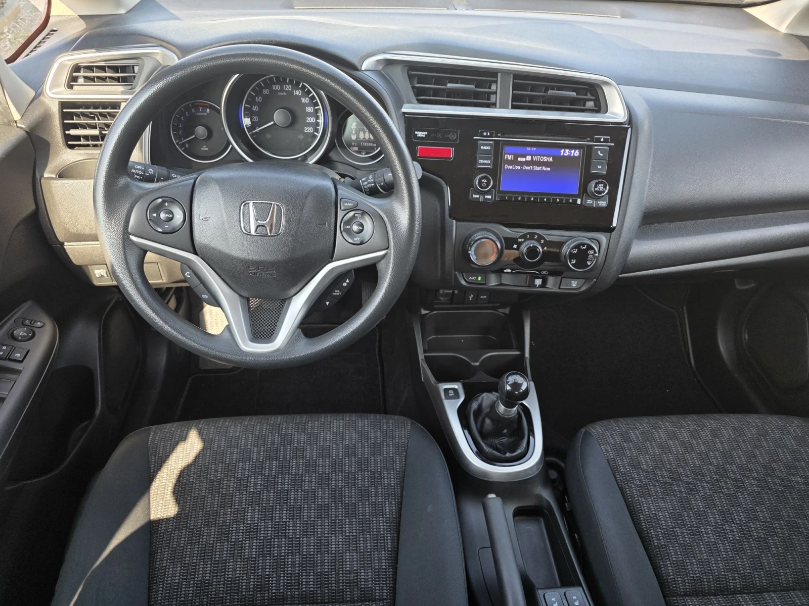 Honda Jazz 1.3i SWISS full service  | Mobile.bg � ����������� 10