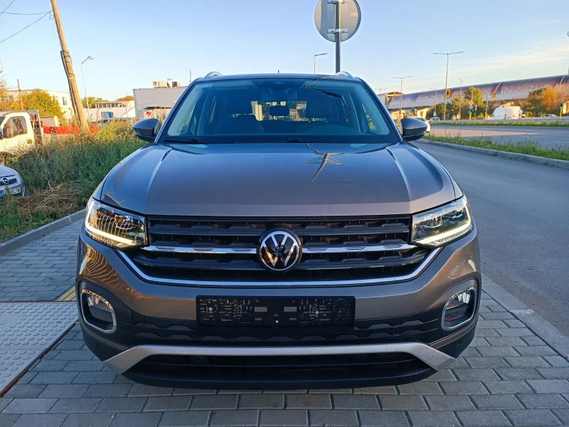 VW T-Cross КАТО НОВ 16000км. РЕАЛНИ !, снимка 2 - Автомобили и джипове - 47623178