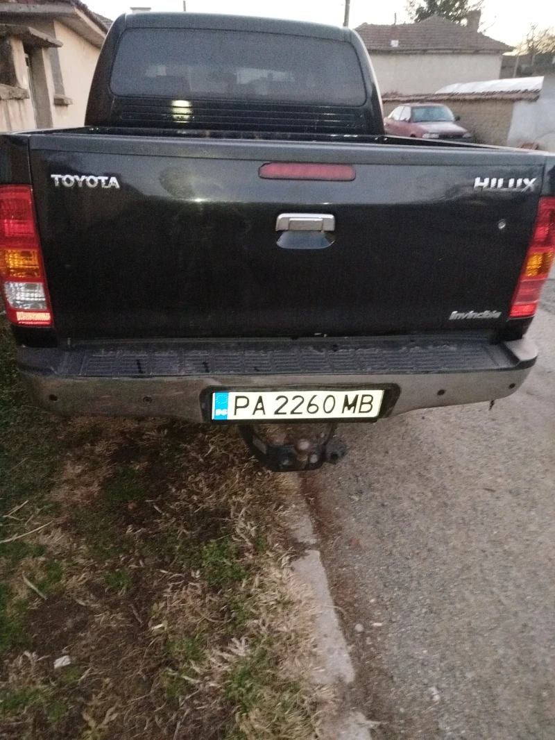 Toyota Hilux 3000Дизел, снимка 2 - Автомобили и джипове - 48479364