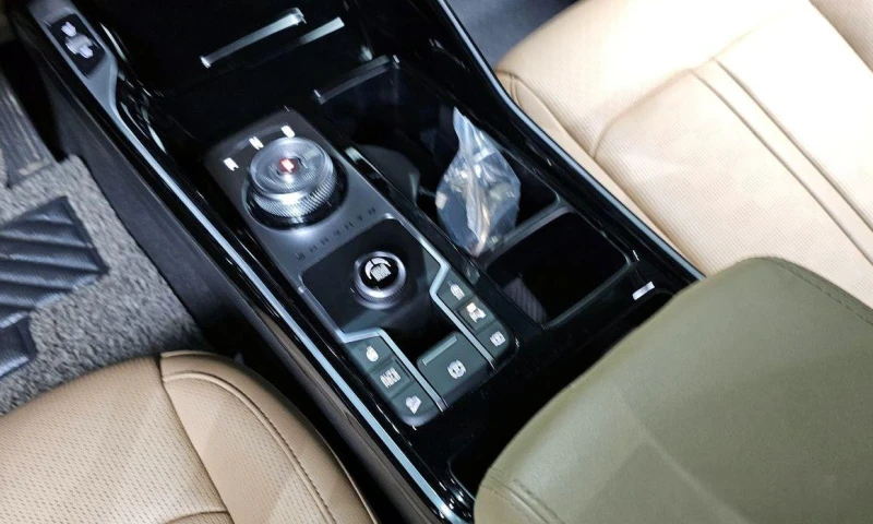 Kia Sorento Gasoline 2.5T 2WD Noblesse, снимка 9 - Автомобили и джипове - 52109994