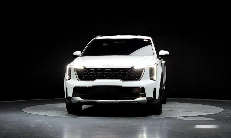 Kia Sorento Gasoline 2.5T 2WD Noblesse, снимка 3 - Автомобили и джипове - 52109994