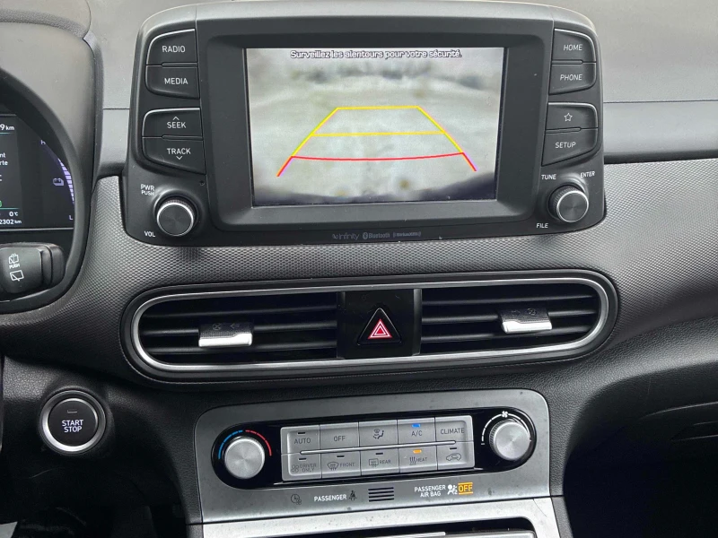 Hyundai Kona ELECTRIC * * CARFAX * * АВТО КРЕДИТ * * , снимка 8 - Автомобили и джипове - 53031115