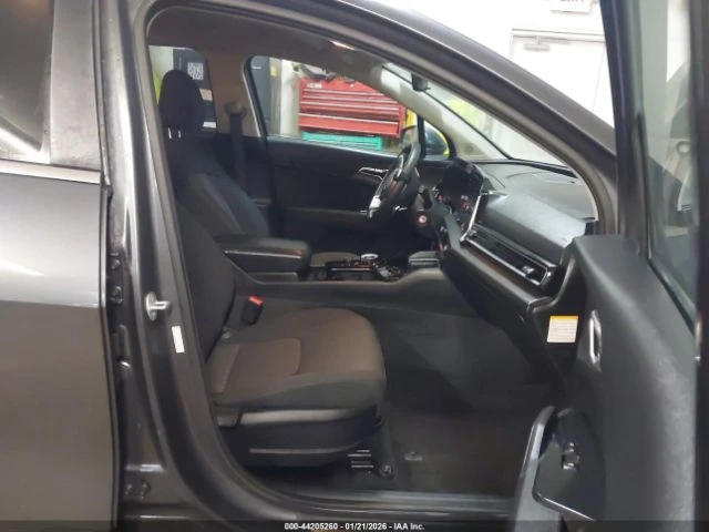 Kia Sportage HYBRID LX - изображение 10