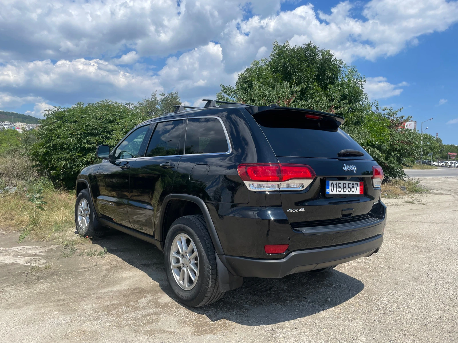 Jeep Grand cherokee Laredo V6 3.6  - изображение 2