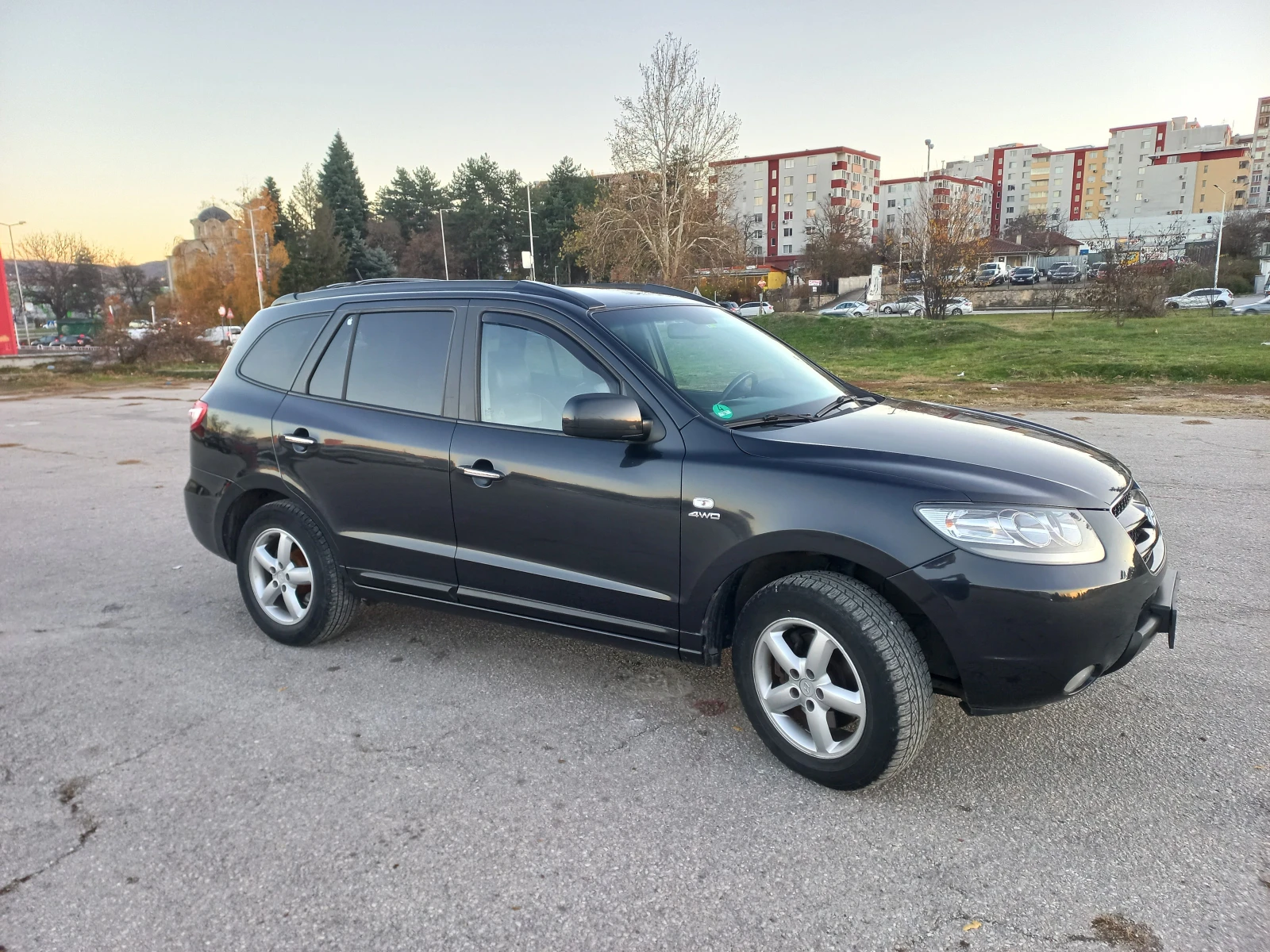 Hyundai Santa fe 2.2 CRDi 4x4 - изображение 2