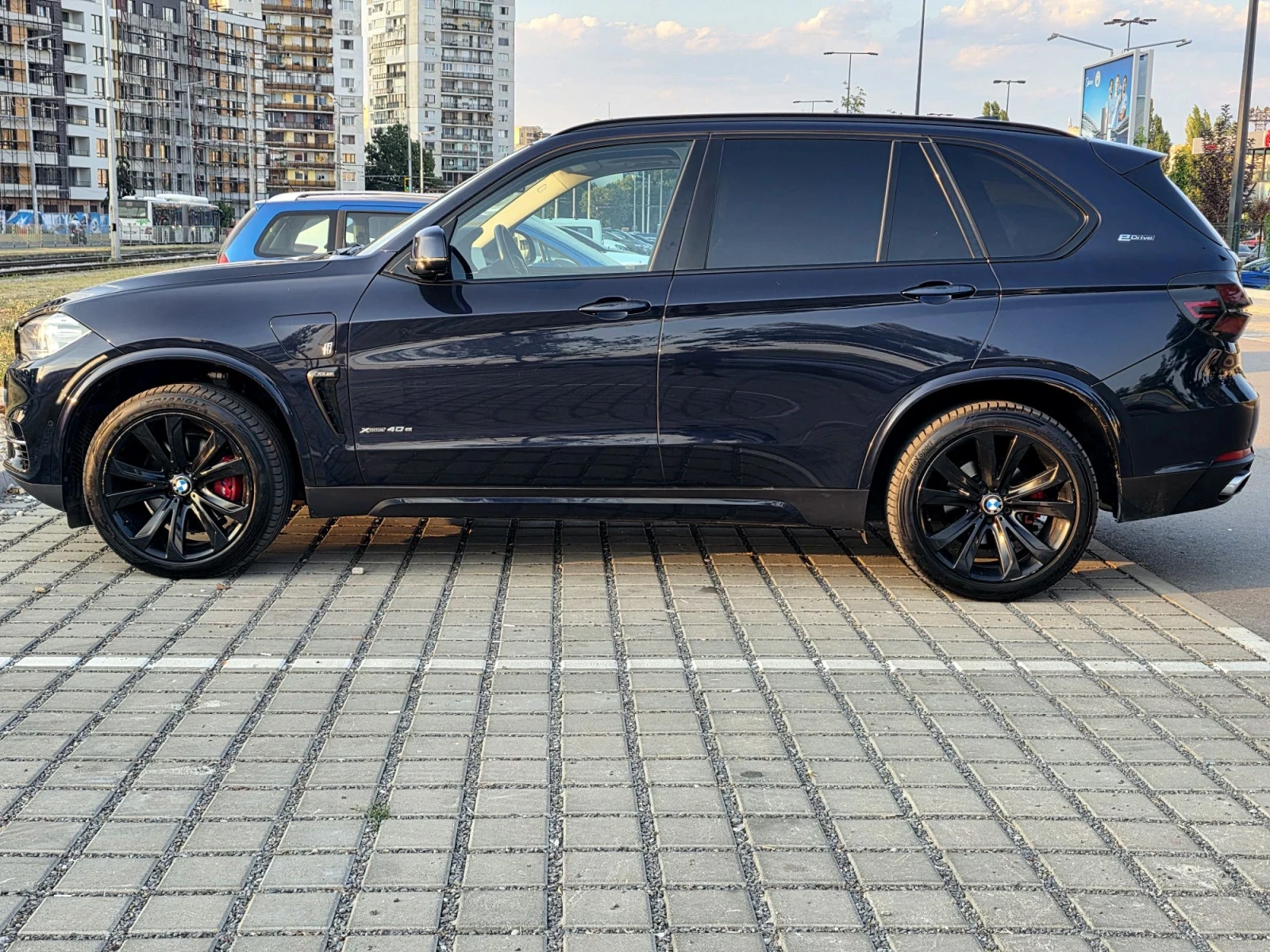 BMW X5 40e Xdrive М Кар, снимка 3 - Автомобили и джипове - 55767241