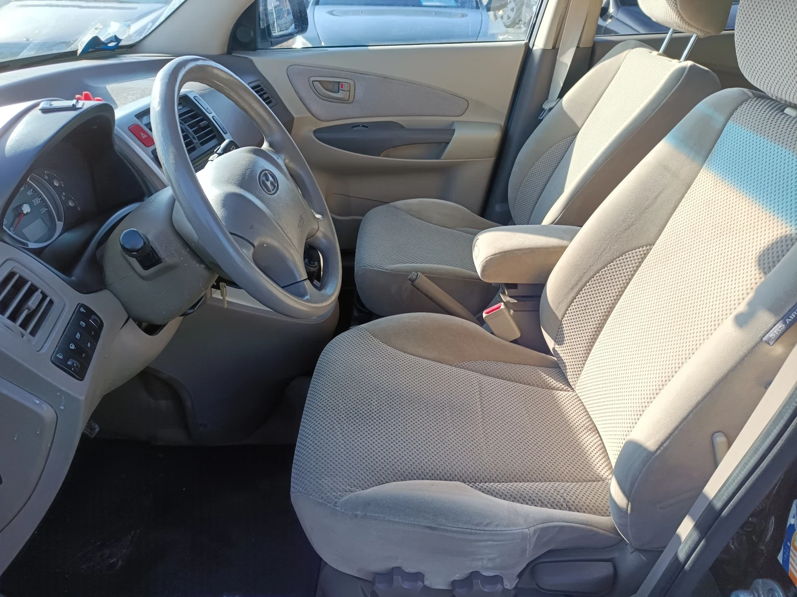 Hyundai Tucson 2.0 газ 196000 - изображение 9