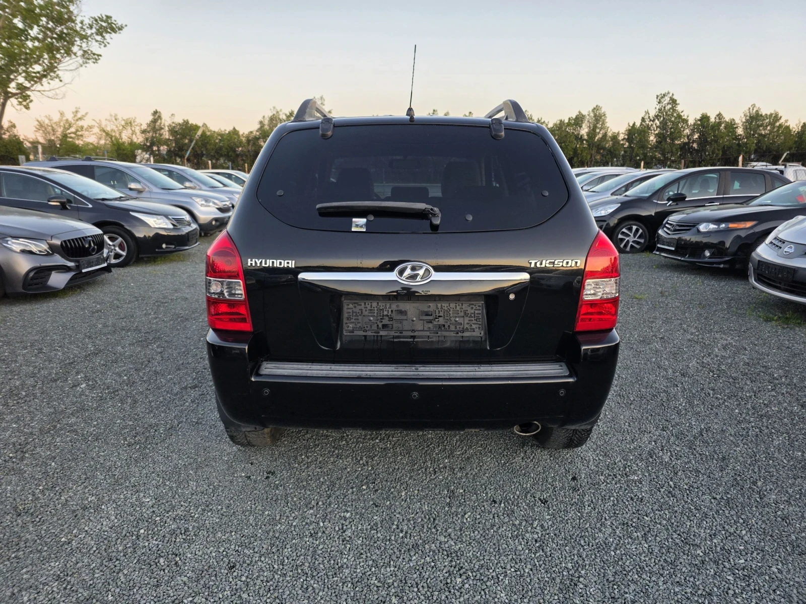 Hyundai Tucson 2.0 газ 196000, снимка 6 - Автомобили и джипове - 54323116