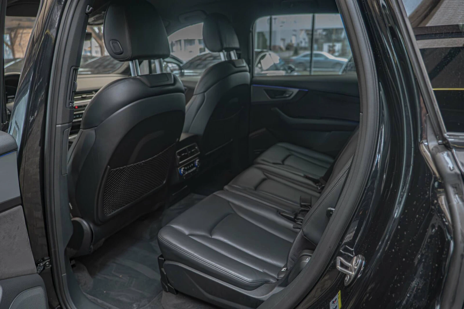 Audi SQ7 4.0TDI/Virtual/Bose/Distronic/Обдухване/Камера - изображение 8