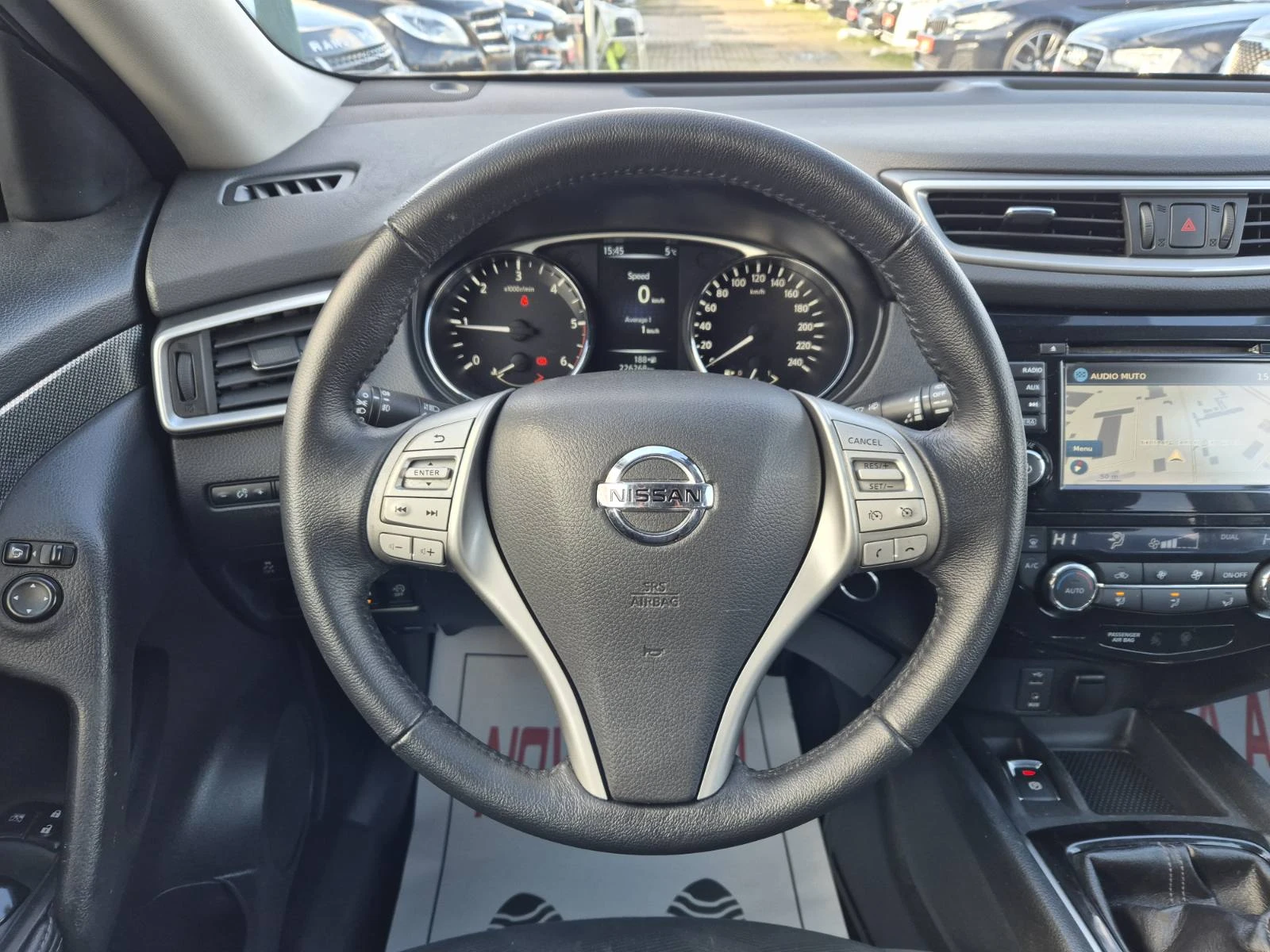 Nissan X-trail 1.6D-131кс-4X4-360 КАМЕРА-220000км - изображение 9