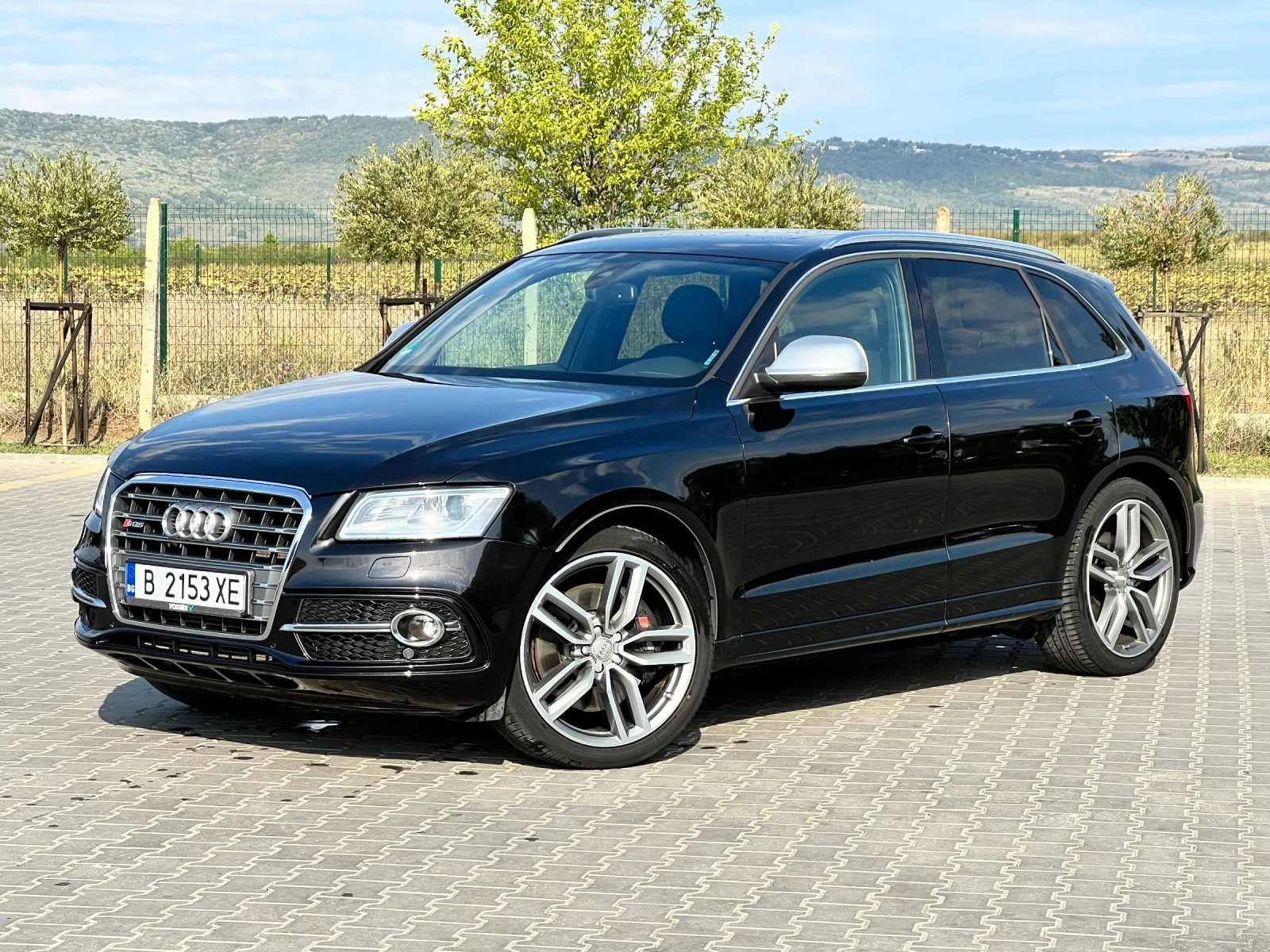 Audi SQ5 3.0BiTDi Quattro, PANO , Distronik, LaneAssist, снимка 9 - Автомобили и джипове - 54034583