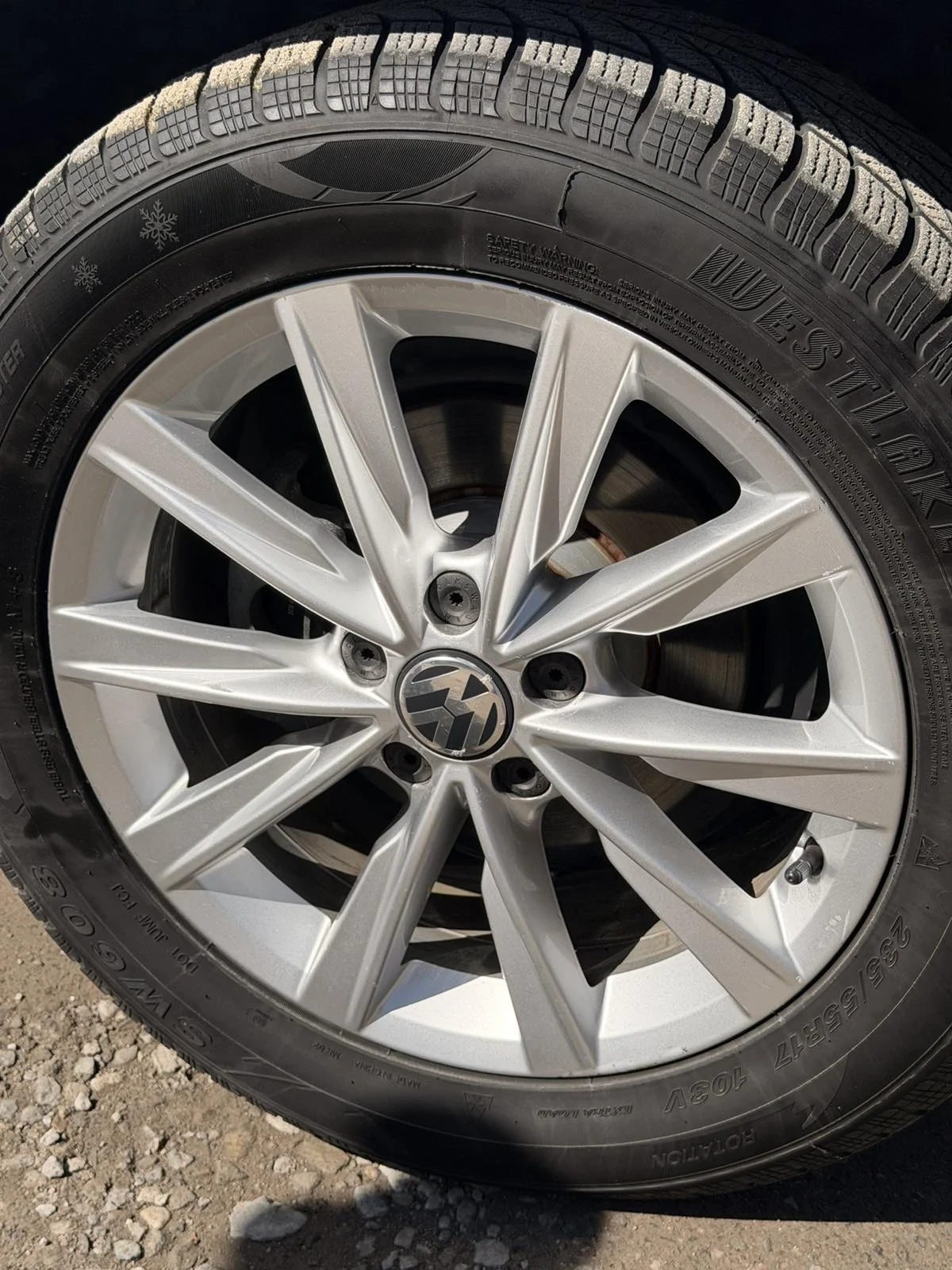 VW Tiguan, снимка 16 - Автомобили и джипове - 54111516