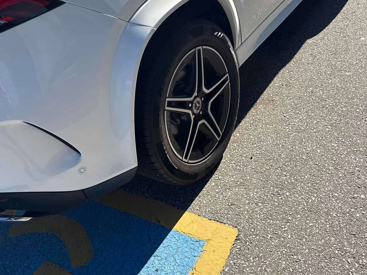 Mercedes-Benz GLE 350 CARFAX, снимка 7 - Автомобили и джипове - 54205519