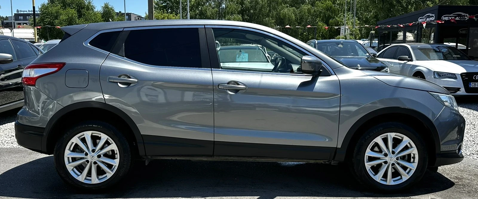 Nissan Qashqai 1.6D 131HP AUTOMAT EURO6B, снимка 4 - Автомобили и джипове - 54928773